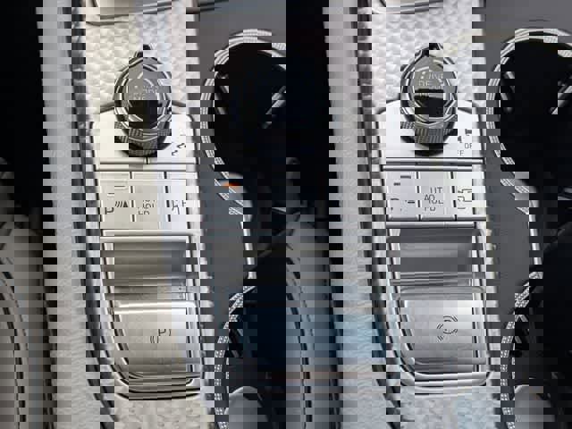 Used 2023 Genesis G70 2.0T w/ Sport Prestige Package image 34