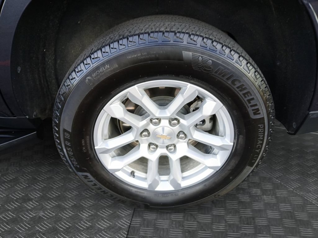Used 2025 Chevrolet Tahoe LT RWD image 23