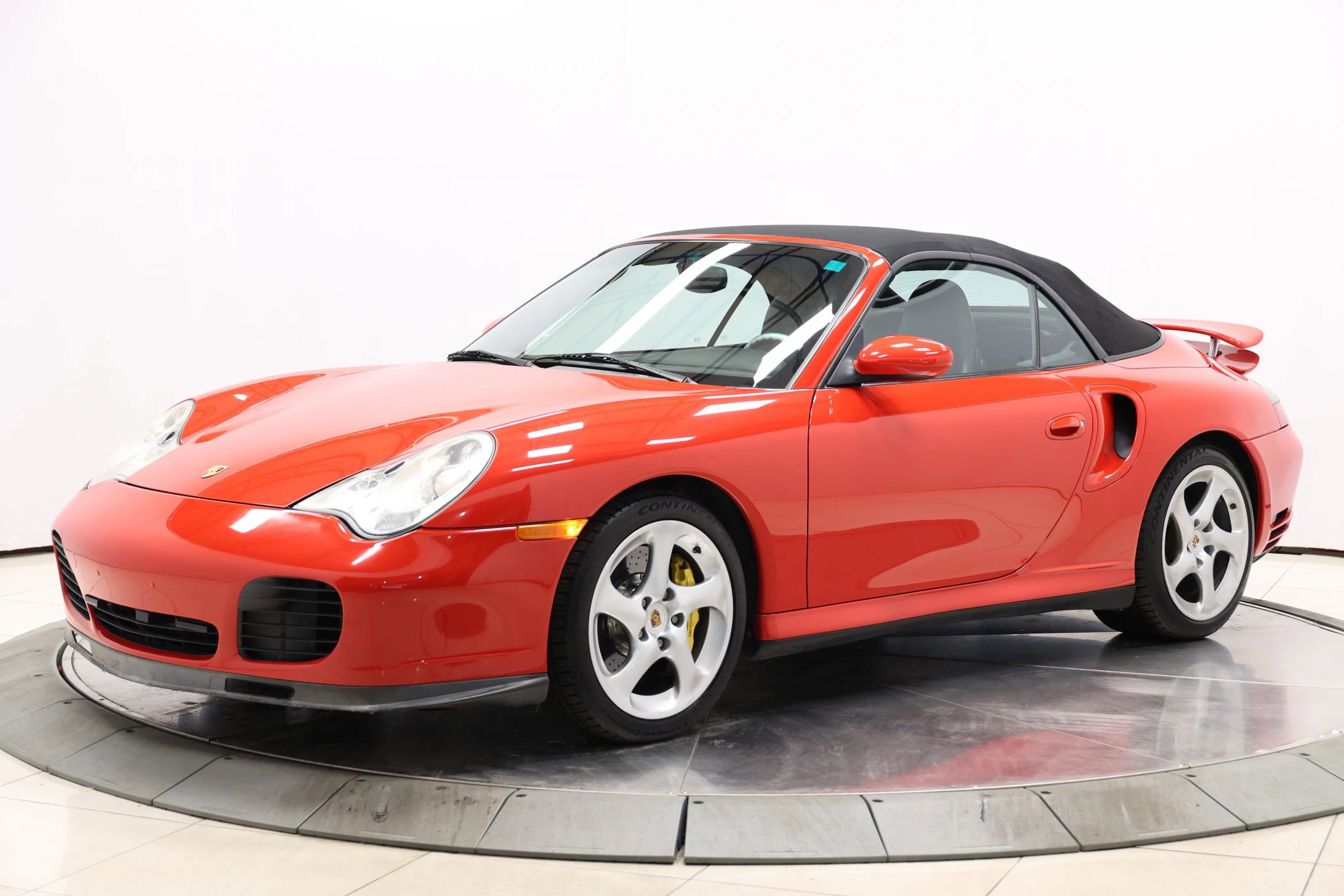 Used 2005 Porsche 911 Turbo image 96