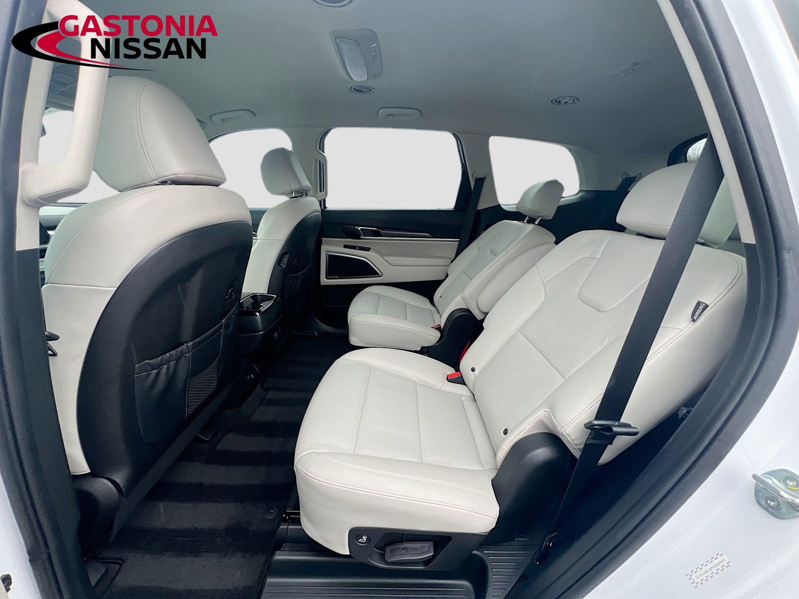 Used 2023 Kia Telluride S image 33