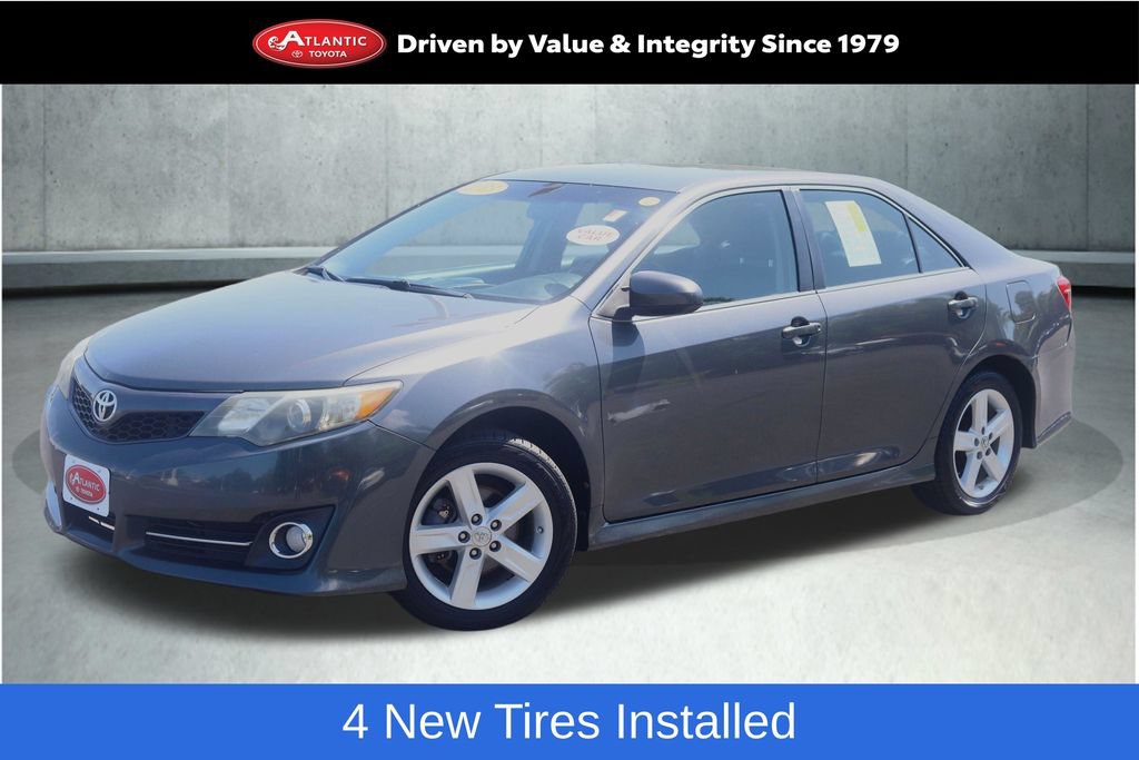 Used 2013 Toyota Camry SE