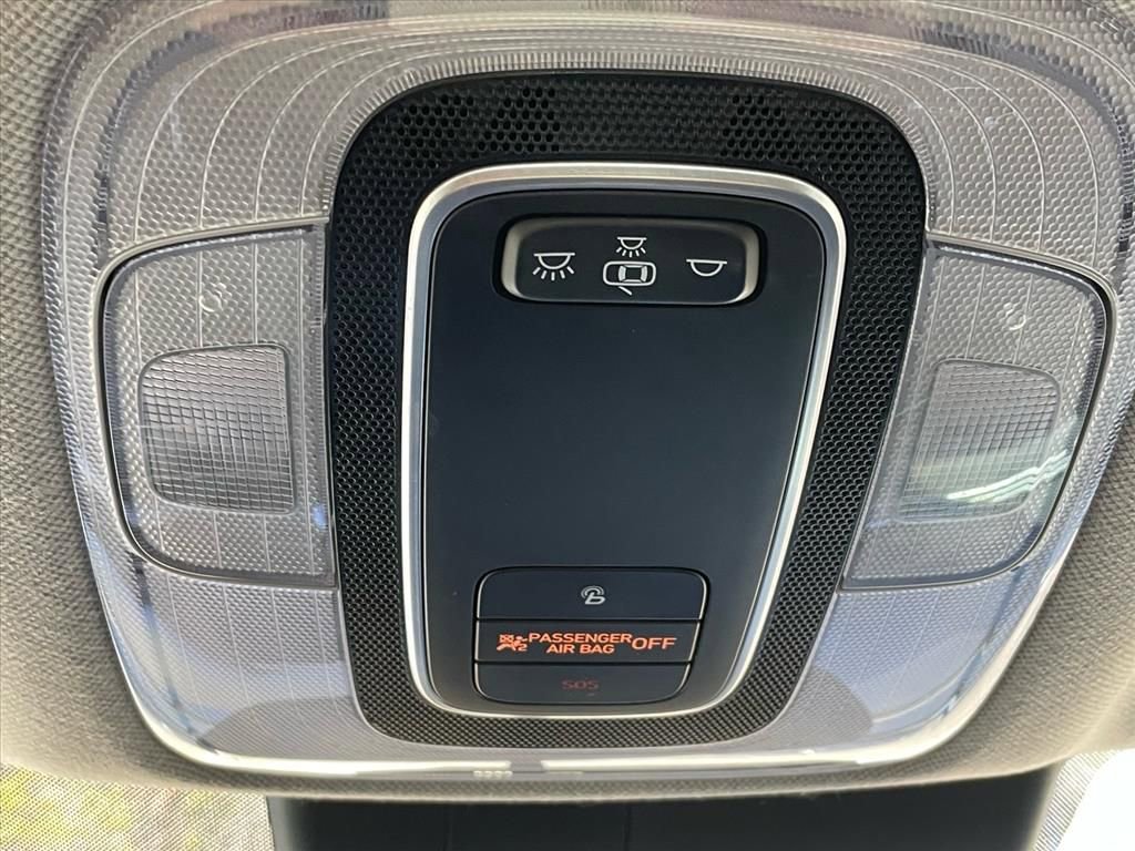 Used 2022 Hyundai Elantra SEL image 18