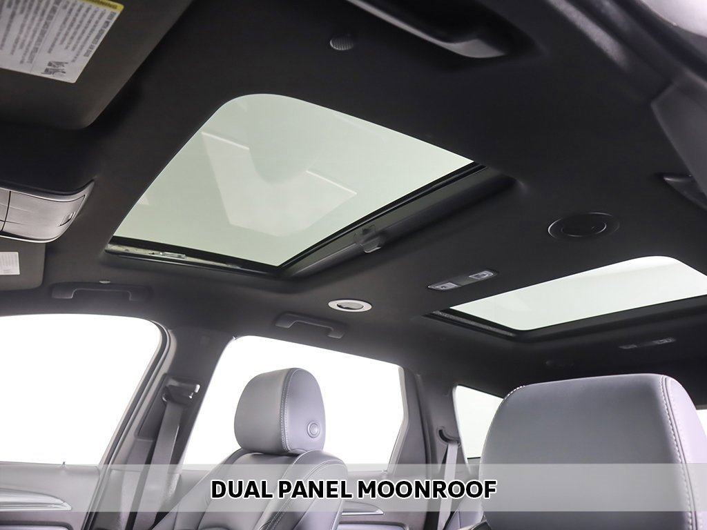 Used 2022 Buick Enclave Essence w/ Experience Buick Package image 3