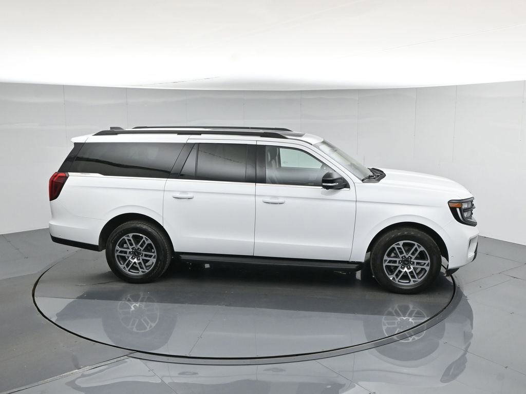 Used 2025 Ford Expedition Max Active AWD/4WD image 59