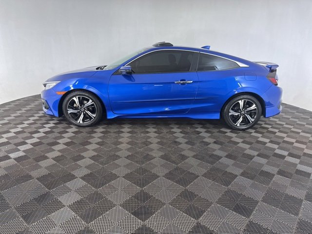 Used 2017 Honda Civic Touring image 8