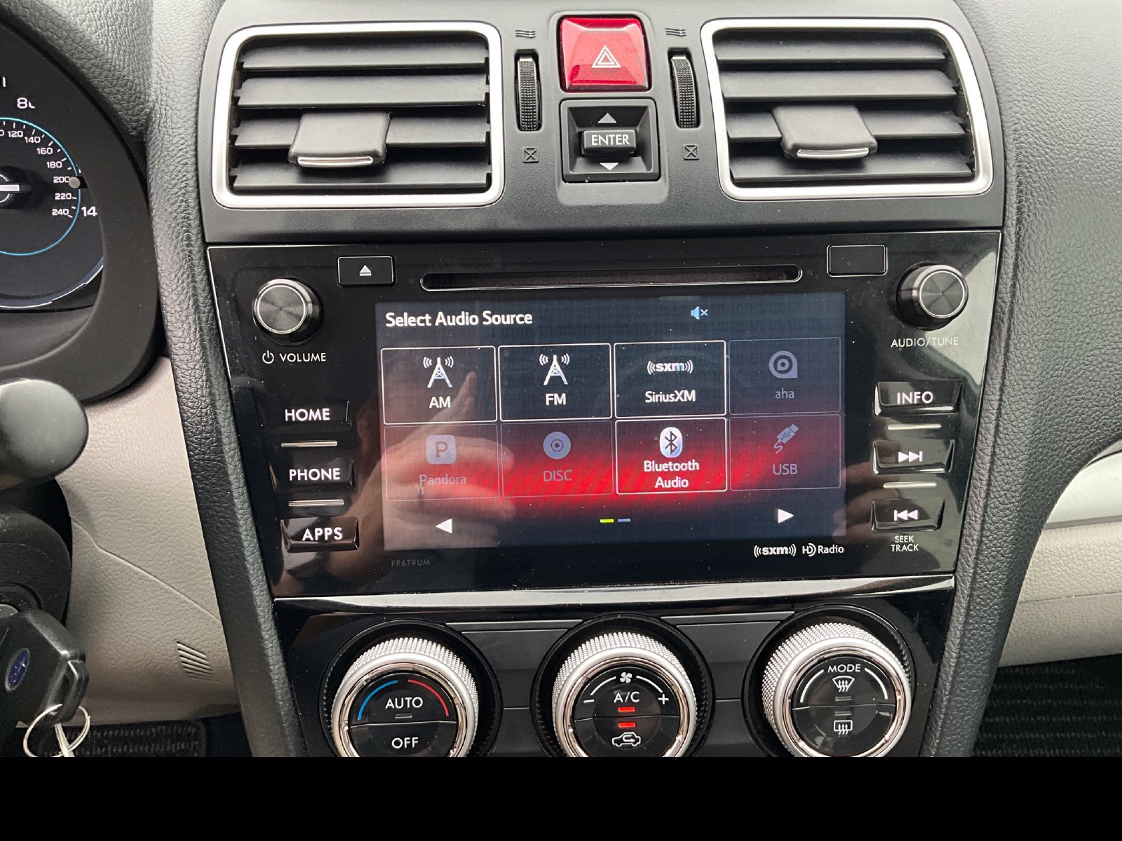 Used 2018 Subaru Forester 2.5i Premium AWD/4WD image 18