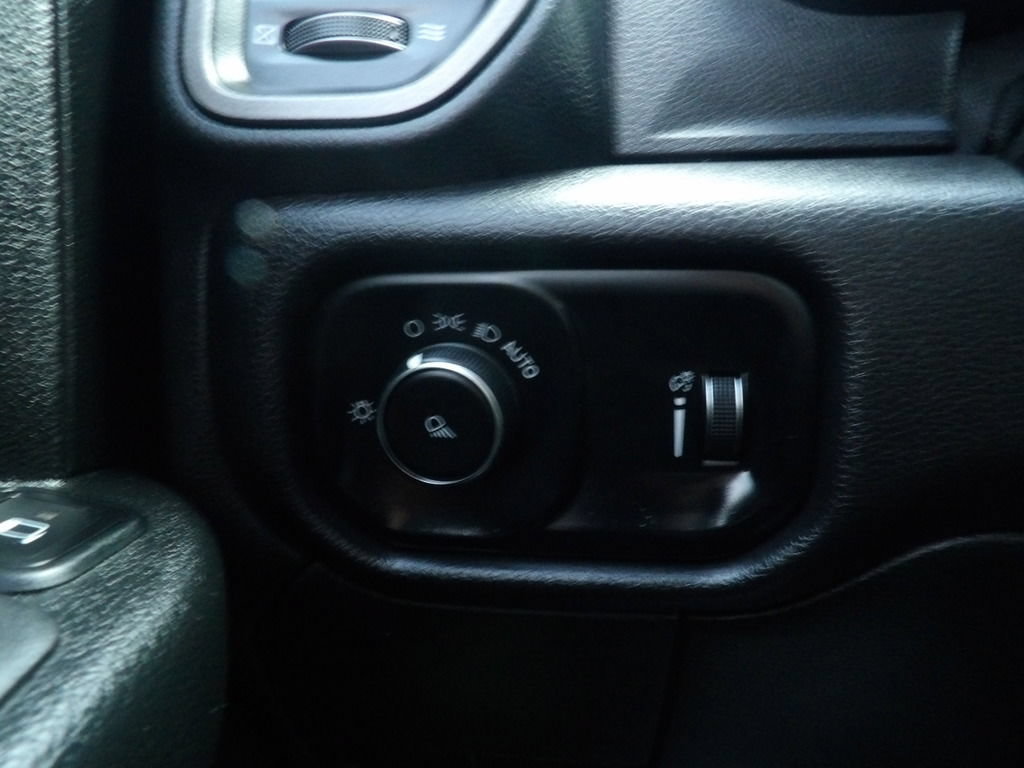 Used 2024 RAM 2500 Tradesman w/ Snow Chief Group AWD/4WD image 19