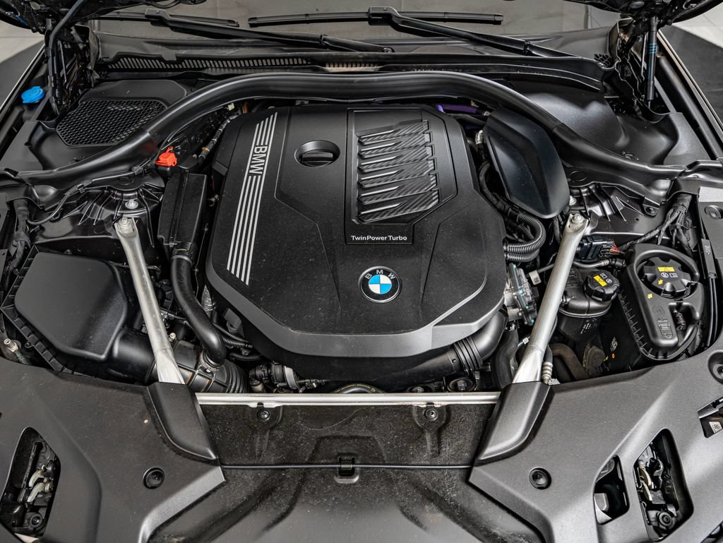 Used 2023 BMW 540i w/ M Sport Package RWD image 46