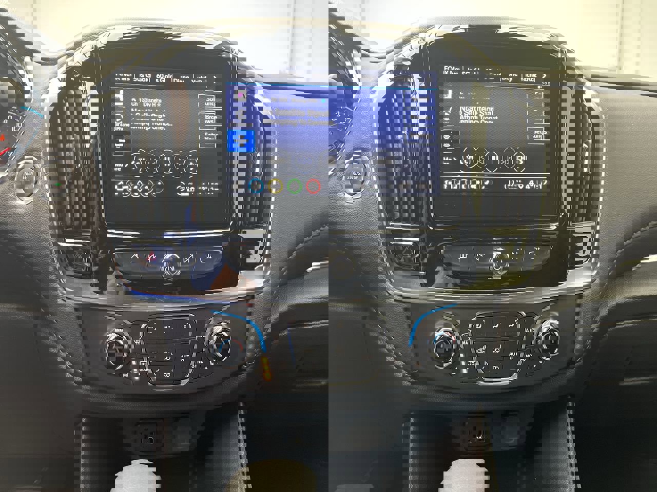 Certified 2024 Chevrolet Traverse LT w/ LPO, Floor Liner Package image 18