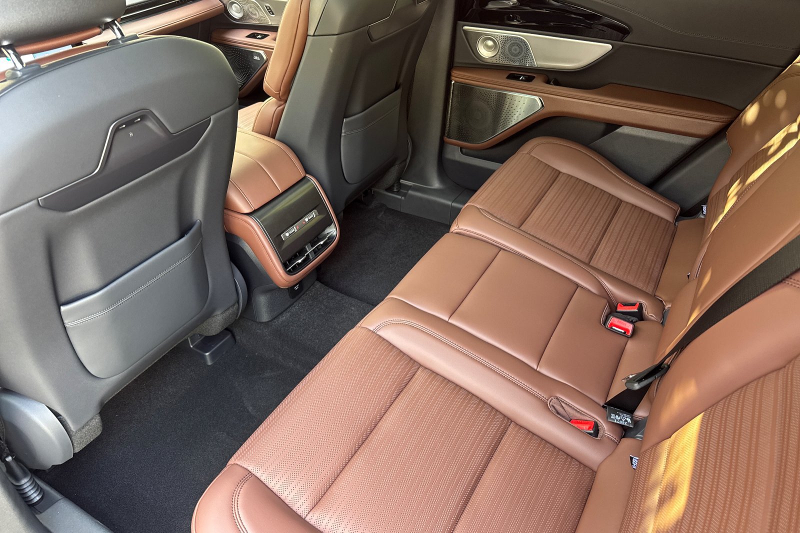 New 2026 Lincoln Nautilus Reserve AWD/4WD image 9