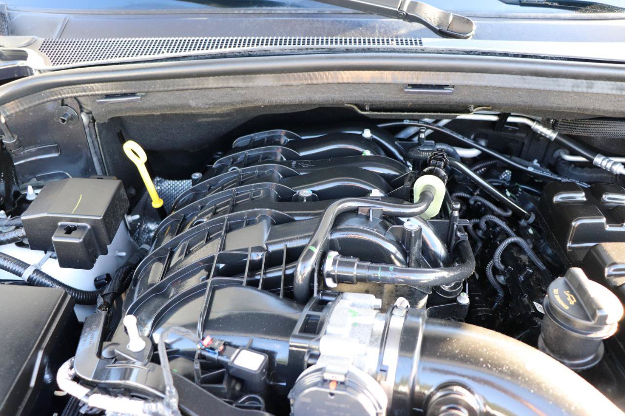 Used 2025 Dodge Durango GT AWD/4WD image 57