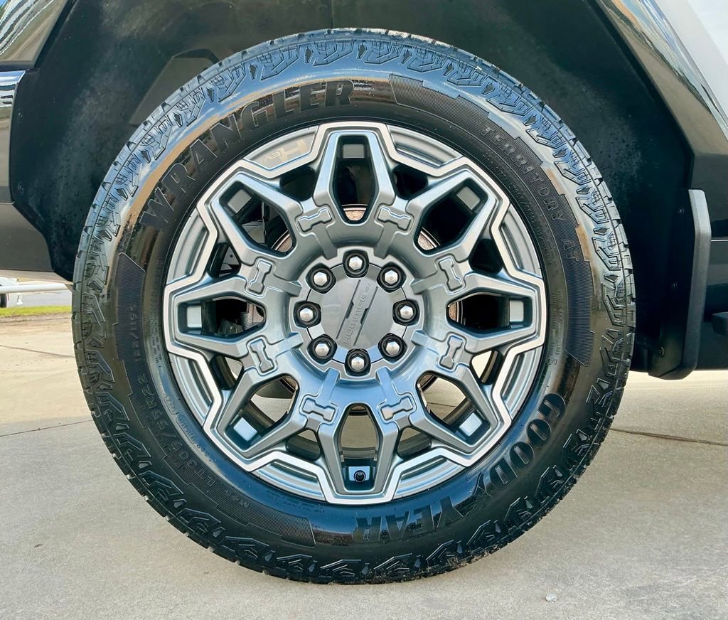 Used 2025 GMC Hummer EV 3X image 20