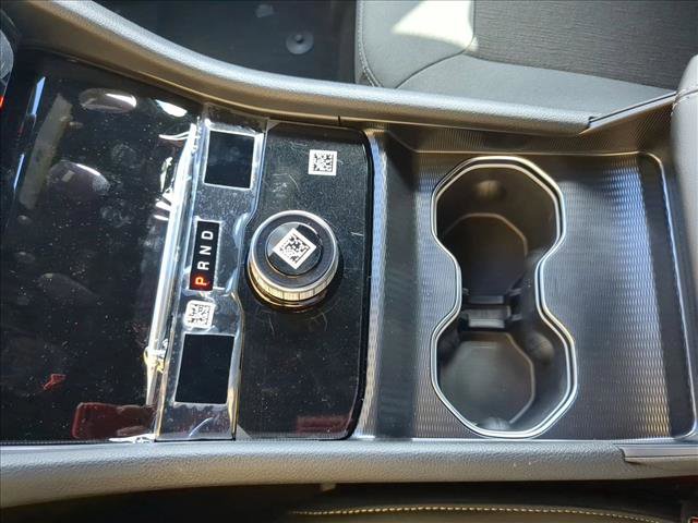 New 2025 Jeep Grand Cherokee Laredo X w/ Luxury Tech Group I image 12