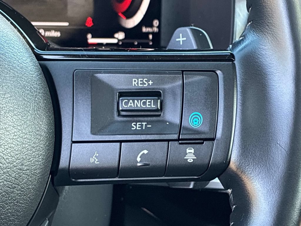 Certified 2023 Nissan Pathfinder Platinum AWD/4WD image 28