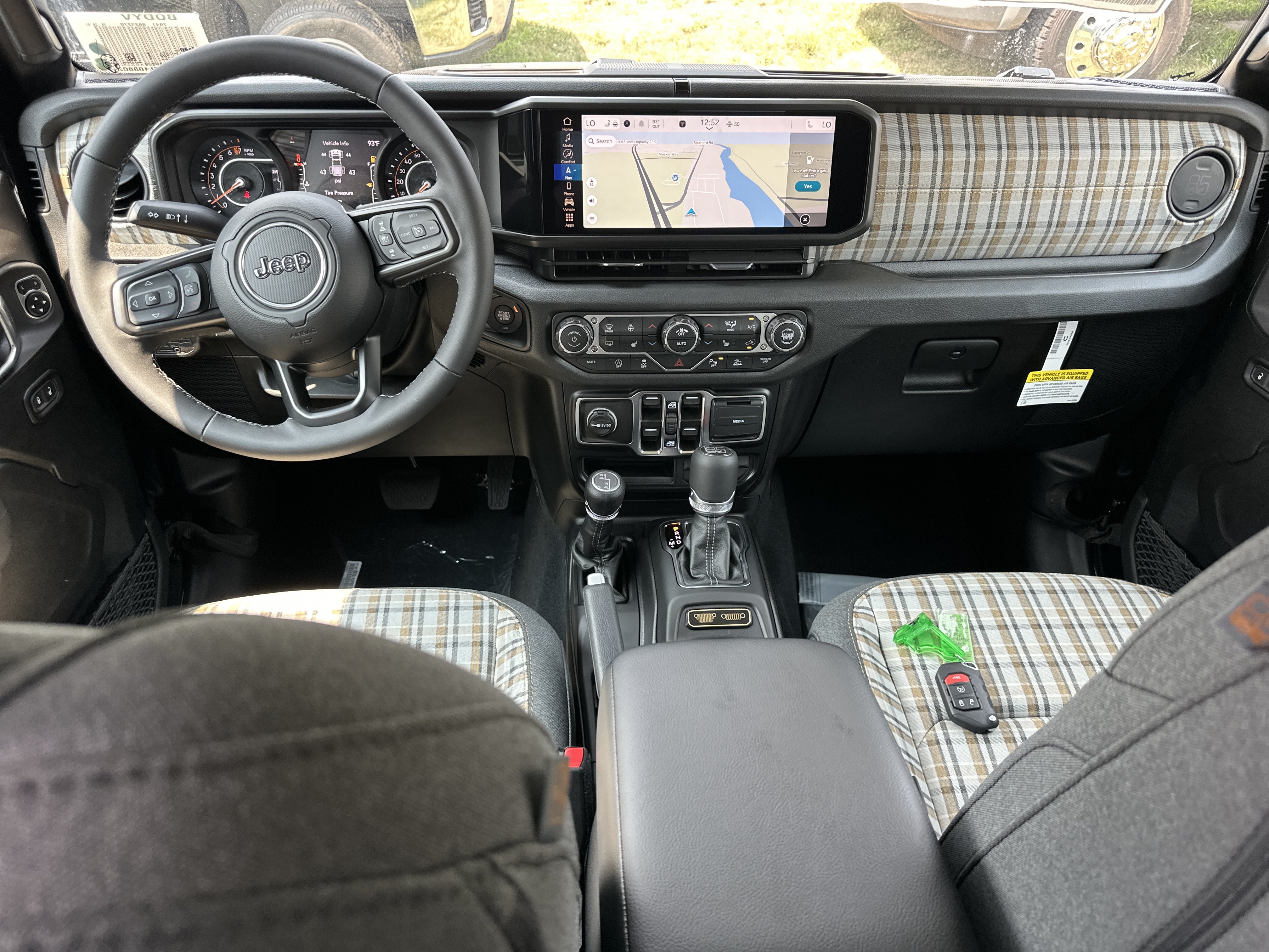 New 2026 Jeep Gladiator Sport AWD/4WD image 32