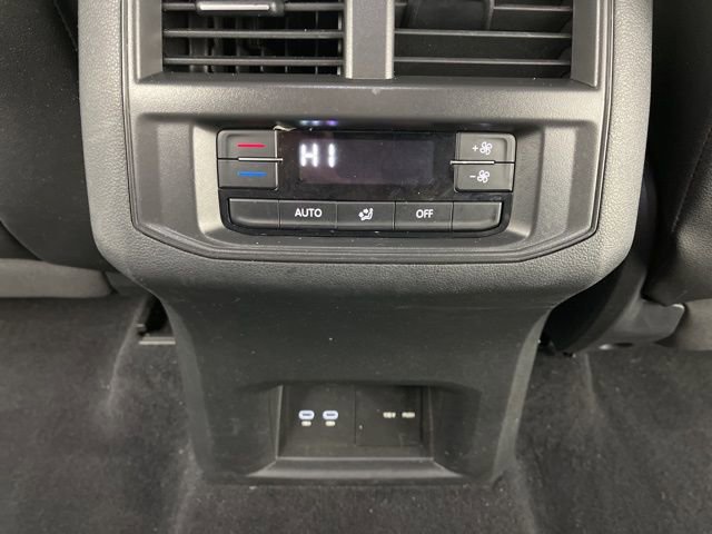 Used 2023 Volkswagen Atlas SE image 48