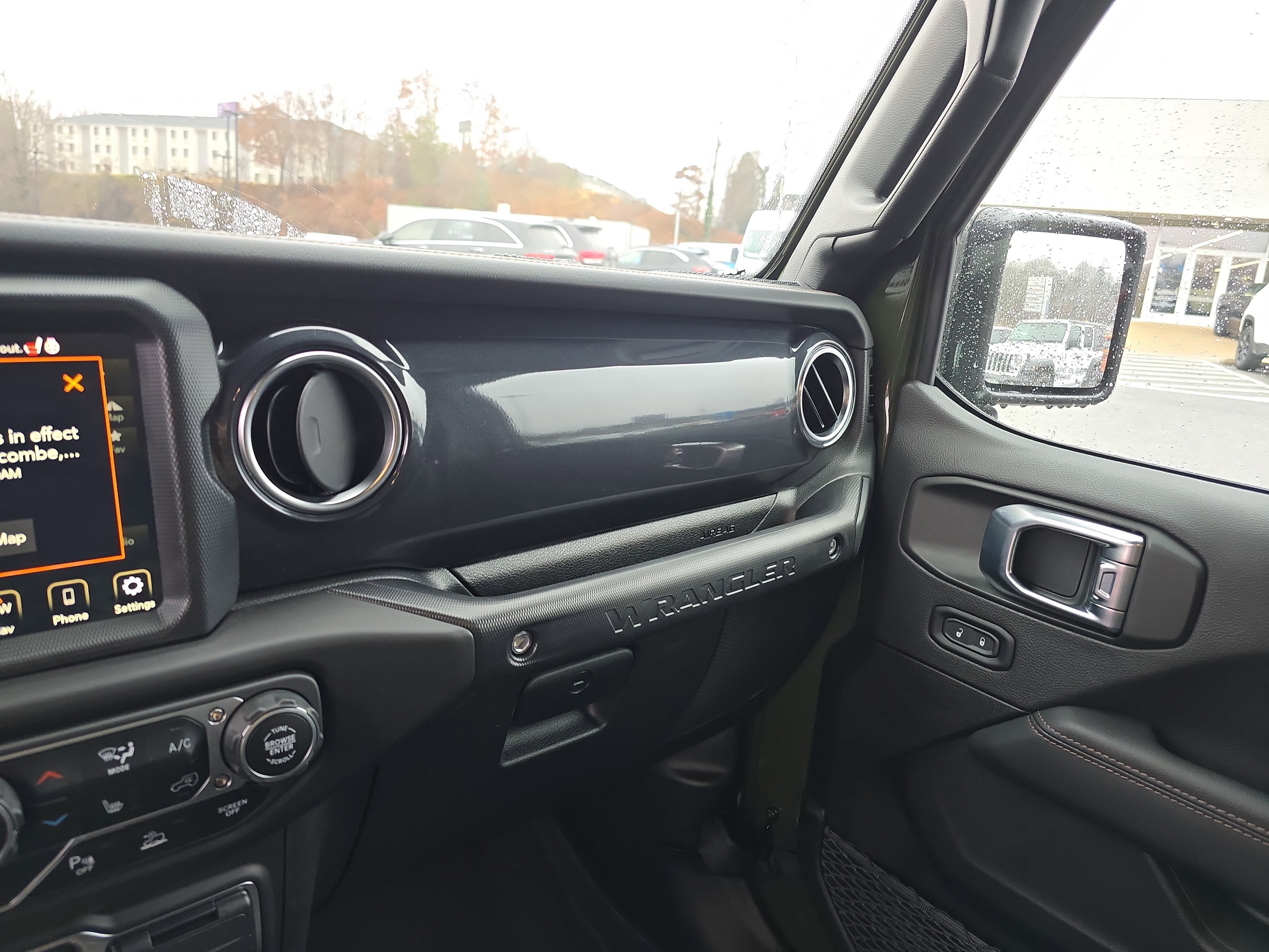 Used 2023 Jeep Wrangler Unlimited Rubicon 392 image 25