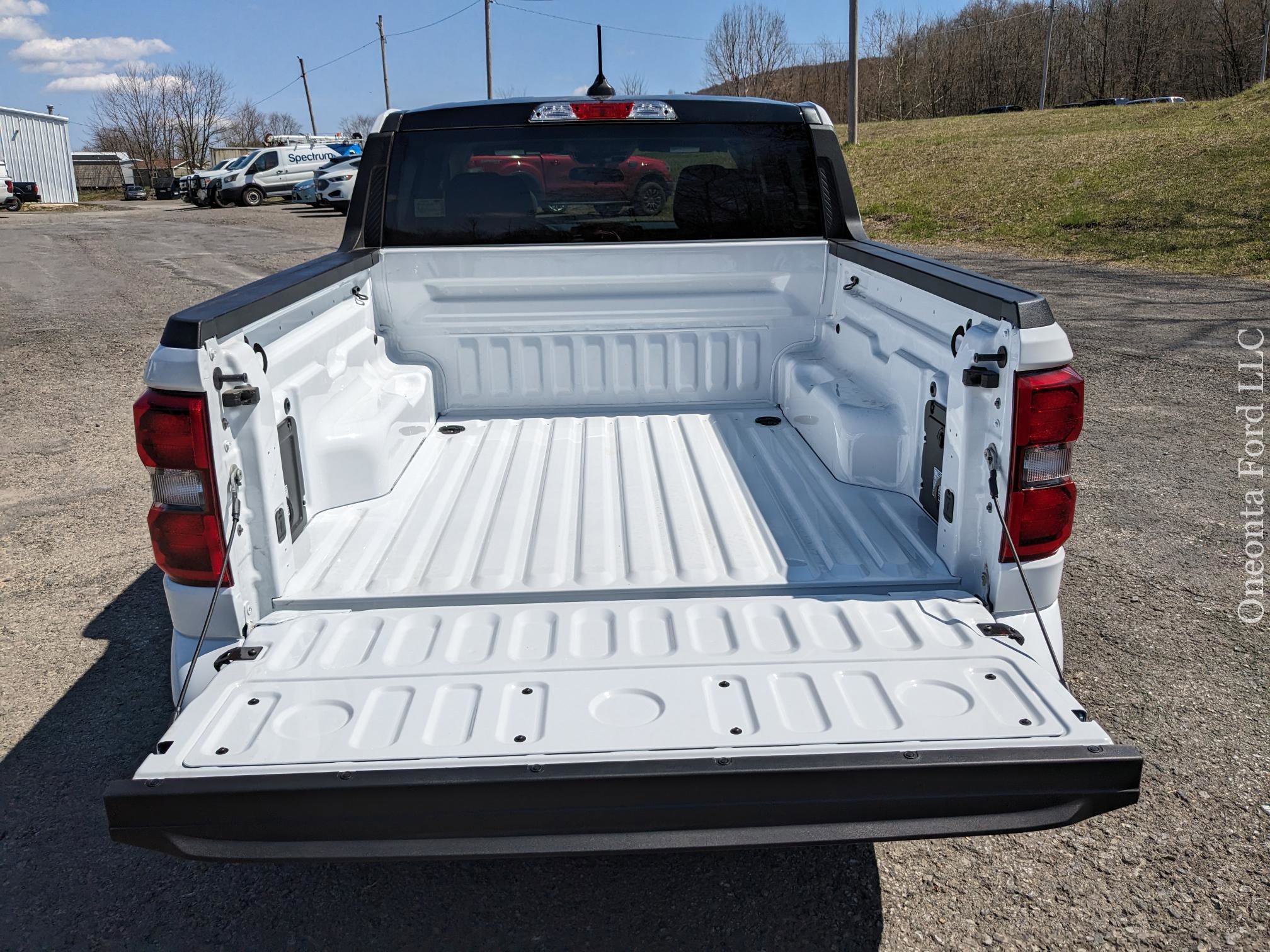 New 2025 Ford Maverick Lobo image 11