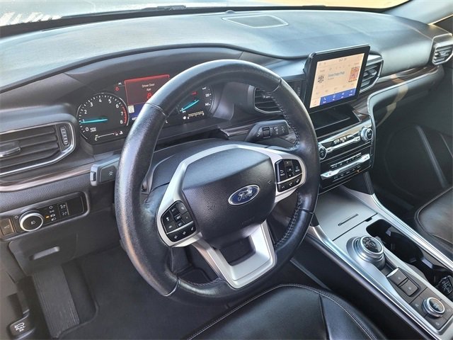 Used 2023 Ford Explorer Limited image 14