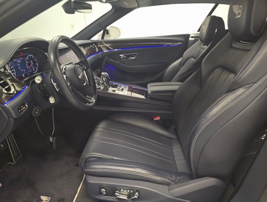 Used 2020 Bentley Continental GT image 4