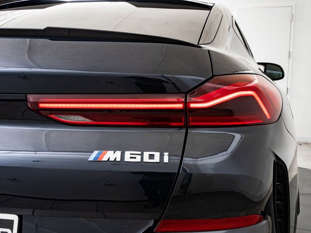Used 2024 BMW X6 M60i image 9