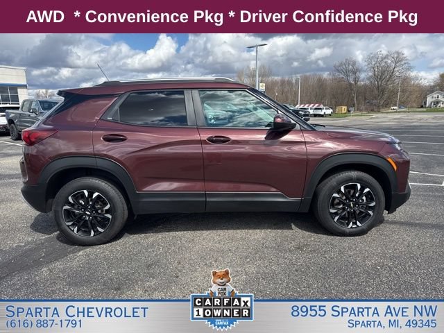Used 2023 Chevrolet TrailBlazer LT w/ Convenience Package AWD/4WD image 2