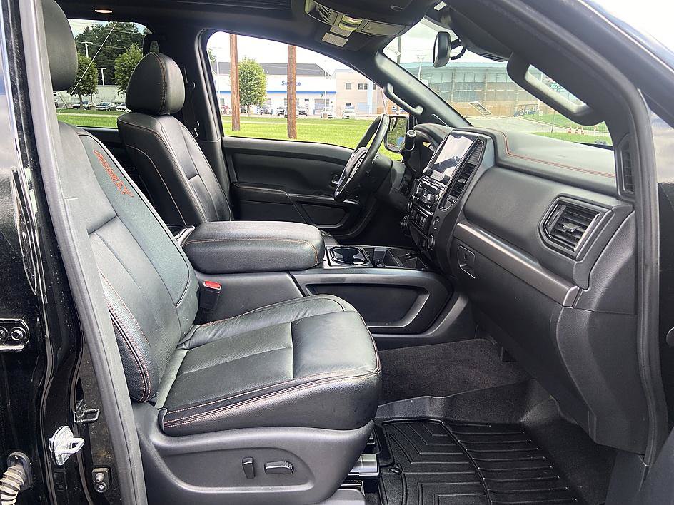 Used 2021 Nissan Titan PRO-4X w/ Pro-4x Convenience Package AWD/4WD image 16