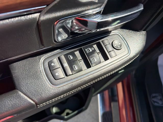 Used 2017 RAM 1500 Laramie w/ Convenience Group image 10