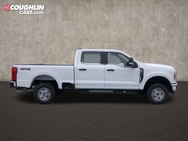 New 2026 Ford F250 XL w/ XL Chrome Package image 10