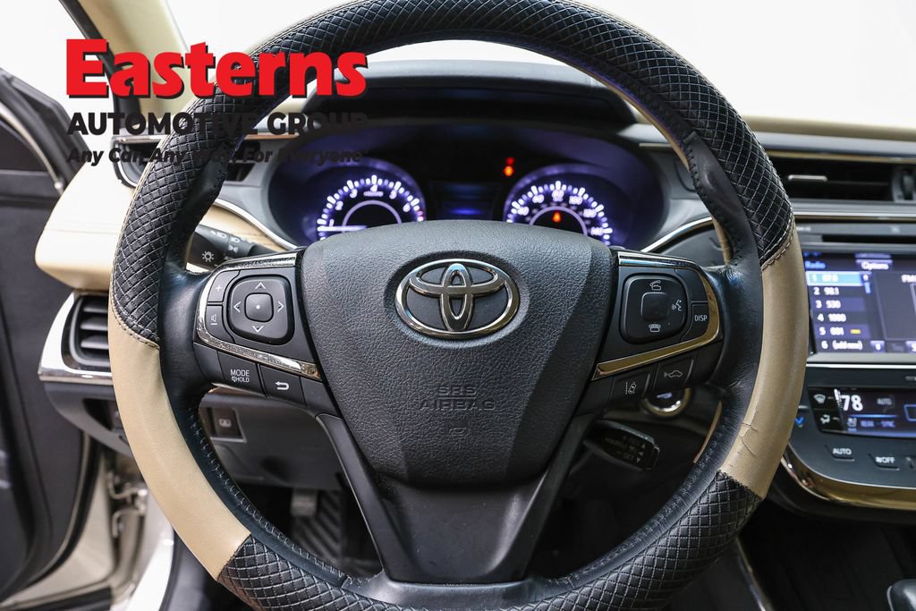 Used 2017 Toyota Avalon Limited w/ All Weather Liner Package FWD image 10