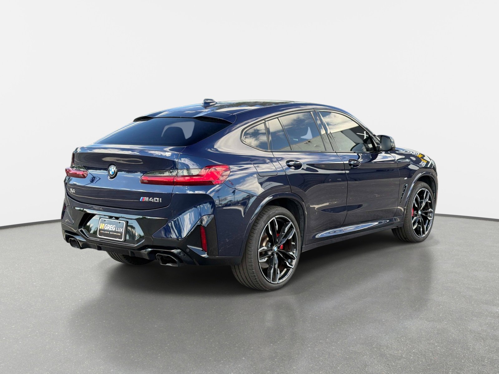 Used 2025 BMW X4 M40i image 3