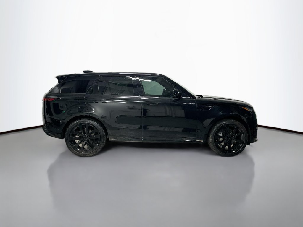 Used 2026 Land Rover Range Rover Sport Dynamic SE AWD/4WD image 8