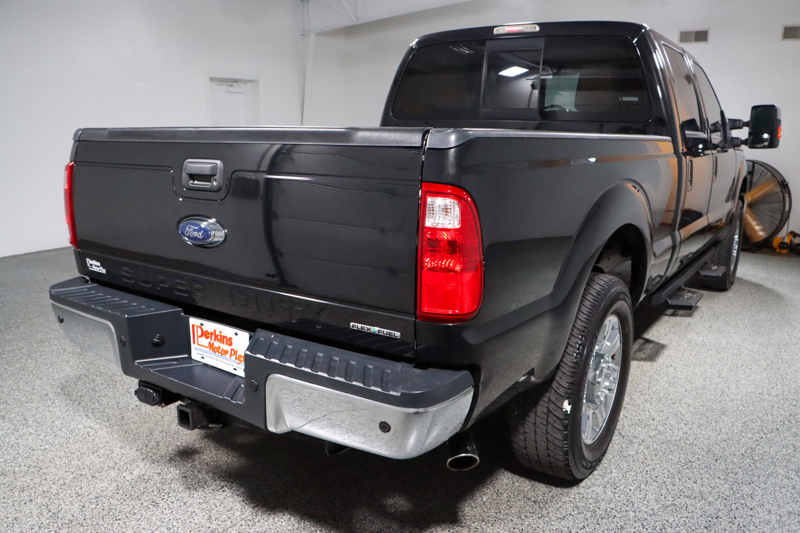 Used 2015 Ford F250 Lariat w/ Chrome Package image 7
