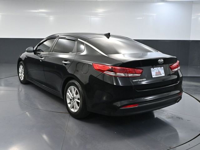 Used 2017 Kia Optima LX FWD image 6