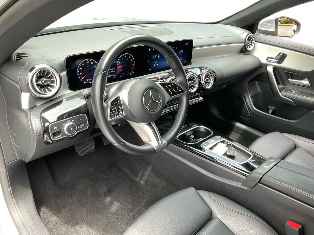 Used 2025 Mercedes-Benz CLA 250 image 18