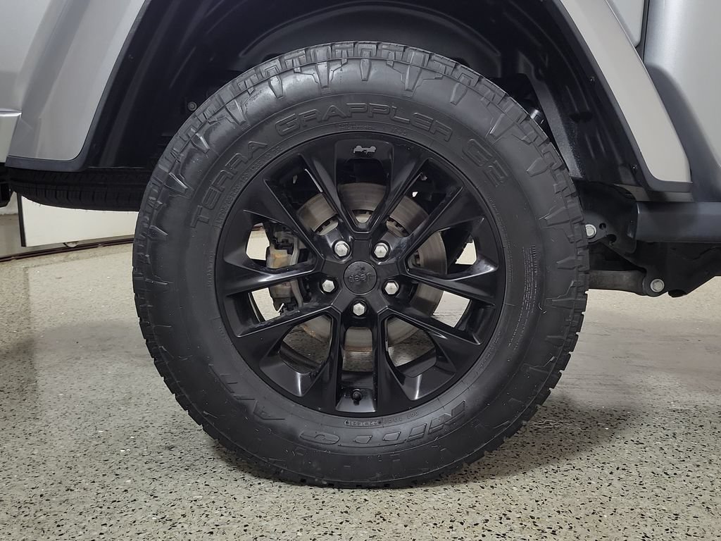 Used 2021 Jeep Gladiator Overland AWD/4WD image 5