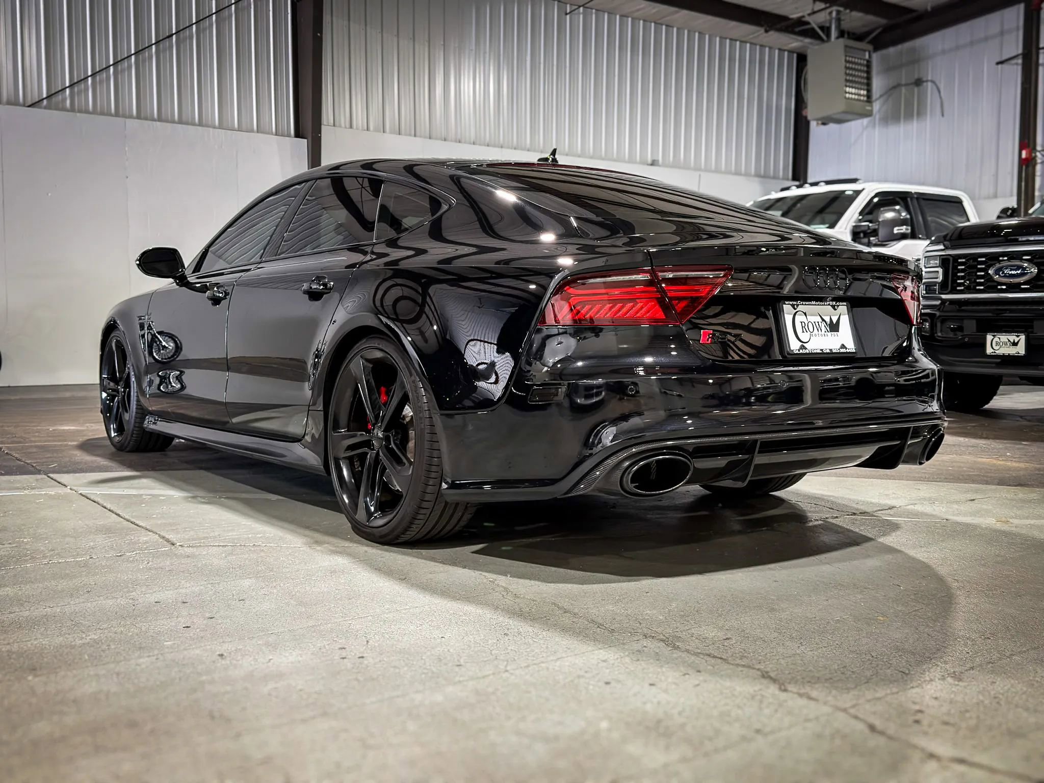 Used 2017 Audi RS 7 Prestige w/ Carbon-Optic Package AWD/4WD image 4