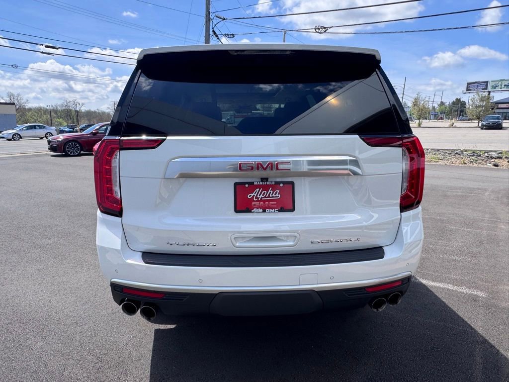 Used 2023 GMC Yukon XL Denali image 6