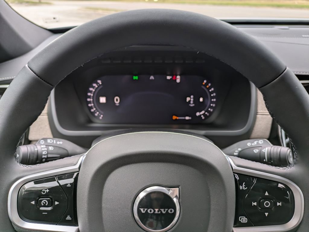 New 2026 Volvo XC90 B6 Ultra image 39