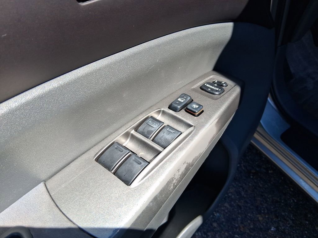 Used 2004 Toyota Prius image 11