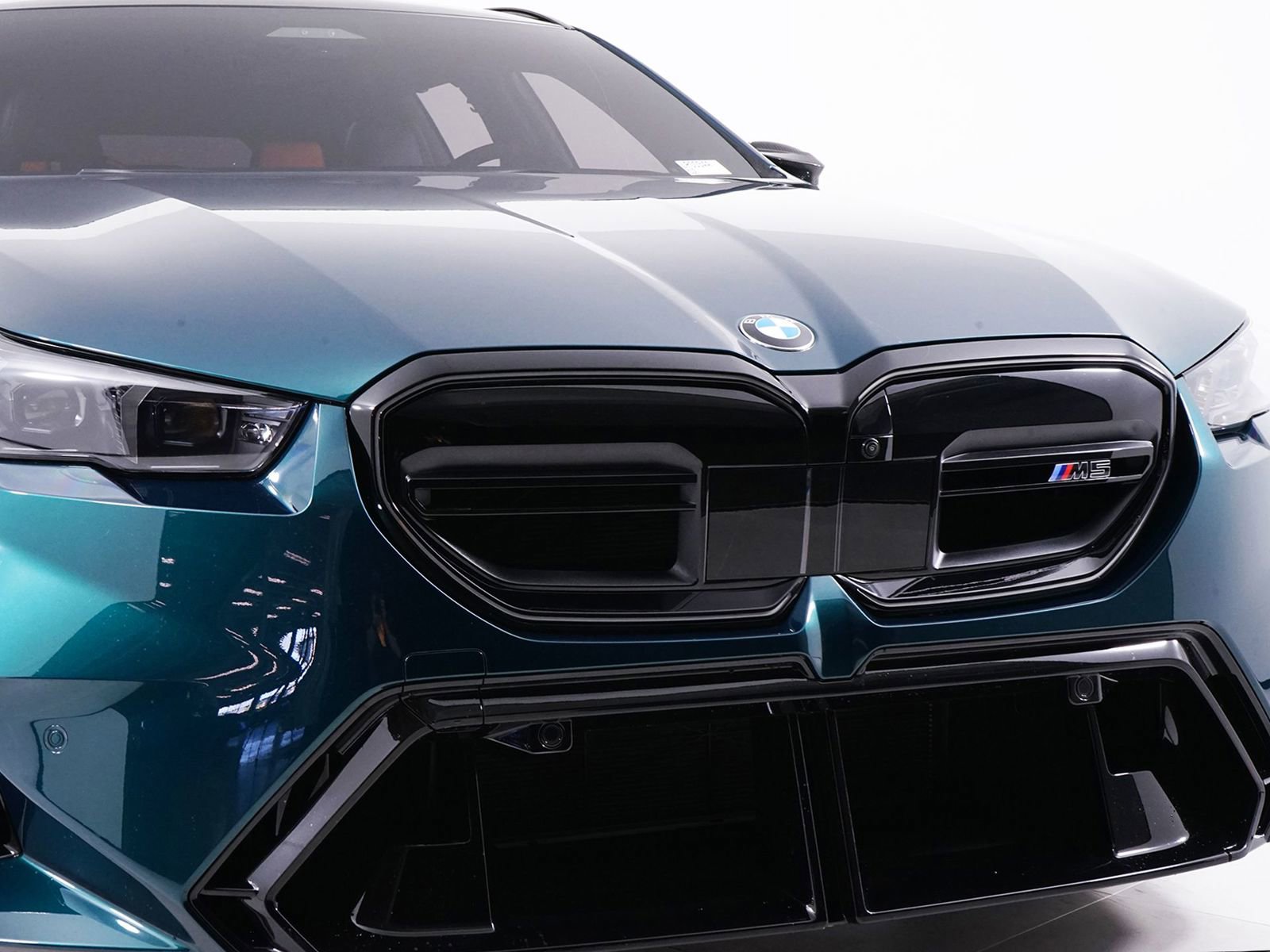 Used 2026 BMW M5 Touring image 17