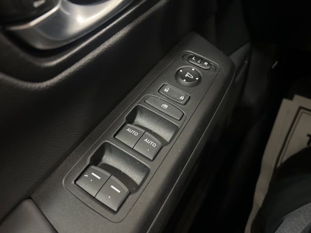Used 2024 Honda CR-V Sport image 16