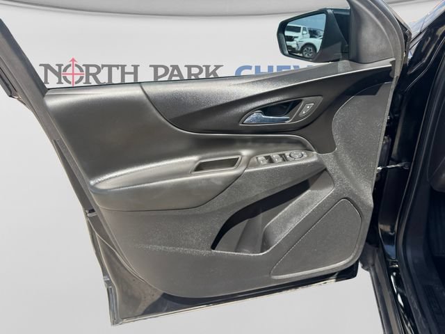 Used 2023 Chevrolet Equinox LT FWD image 10