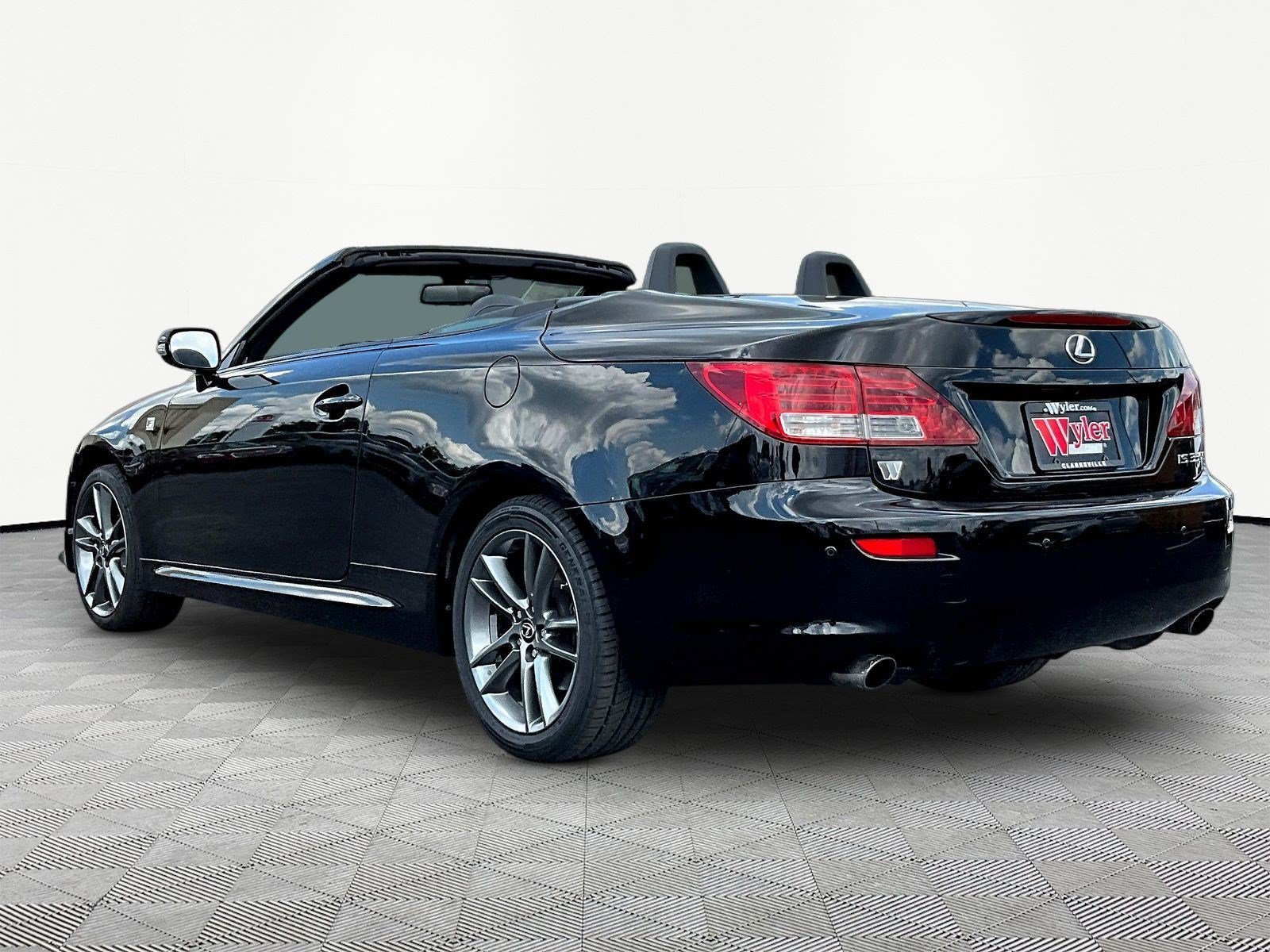Used 2015 Lexus IS 350C w/ F-Sport Package w/as Tires RWD image 4