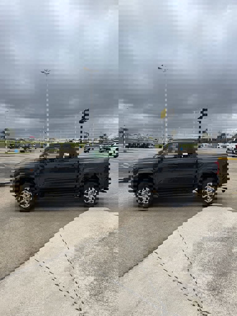 Used 2026 Toyota Tacoma SR image 7