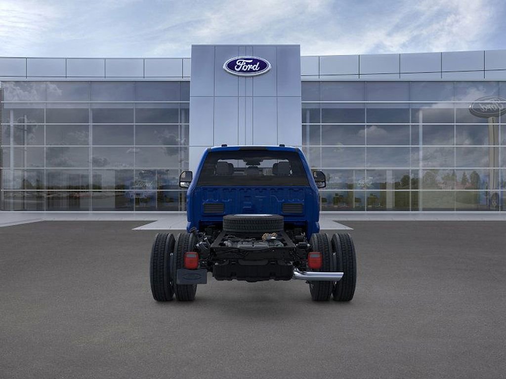 New 2026 Ford F550 4x4 Supercab Super Duty image 5