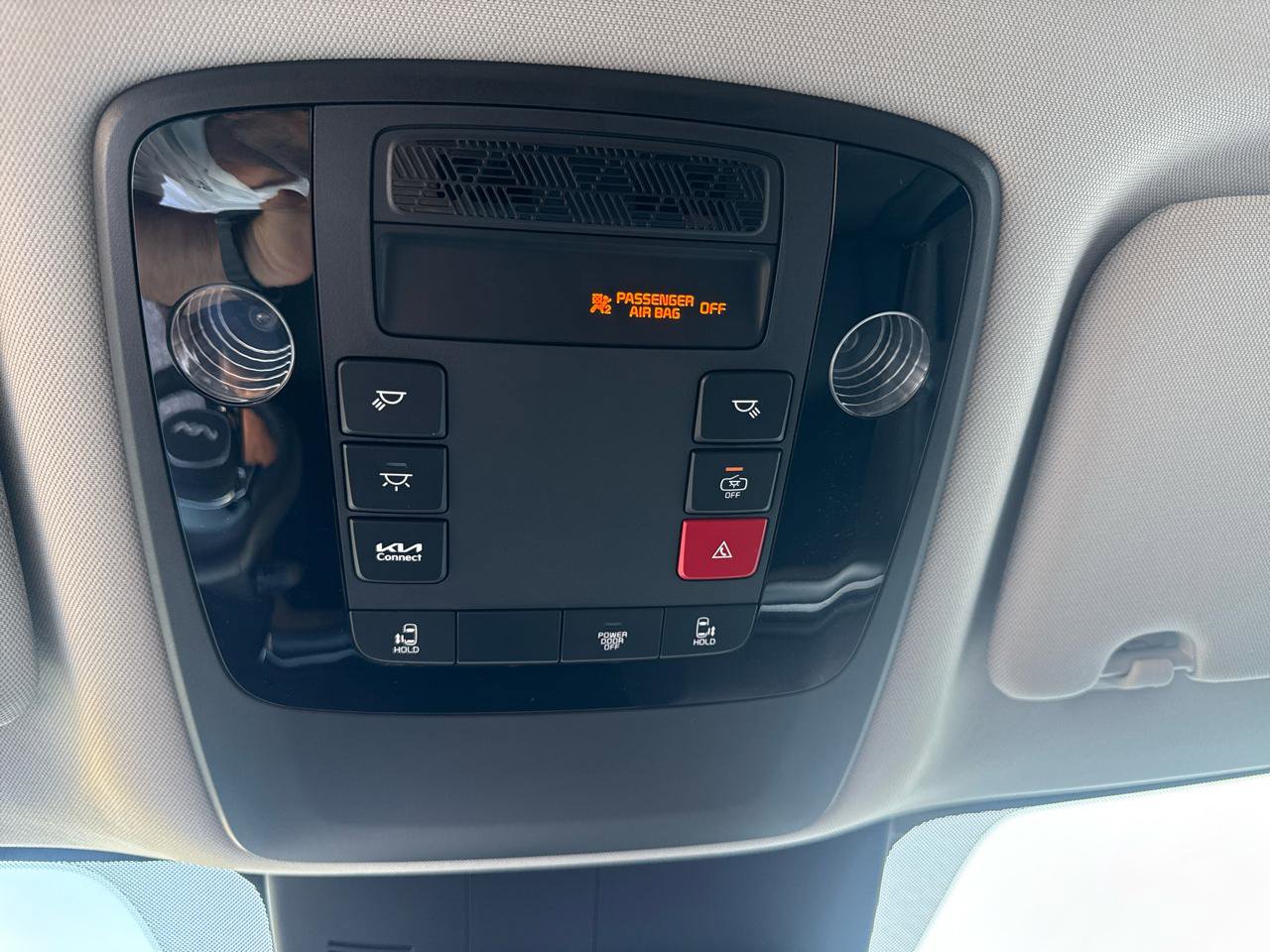 Used 2026 Kia Carnival LXS image 33