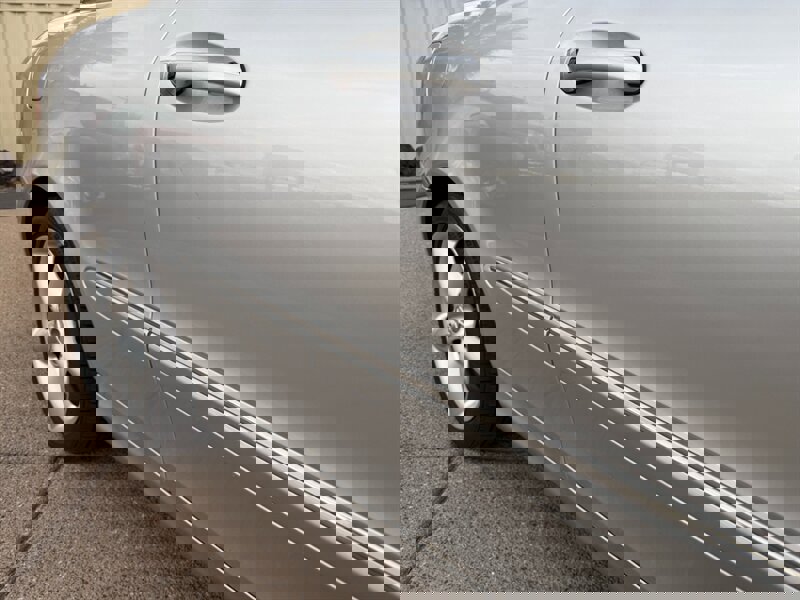 Used 2005 Mercedes-Benz CLK 320 Cabriolet image 31