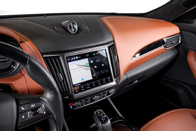 Used 2023 Maserati Levante GT AWD/4WD image 30