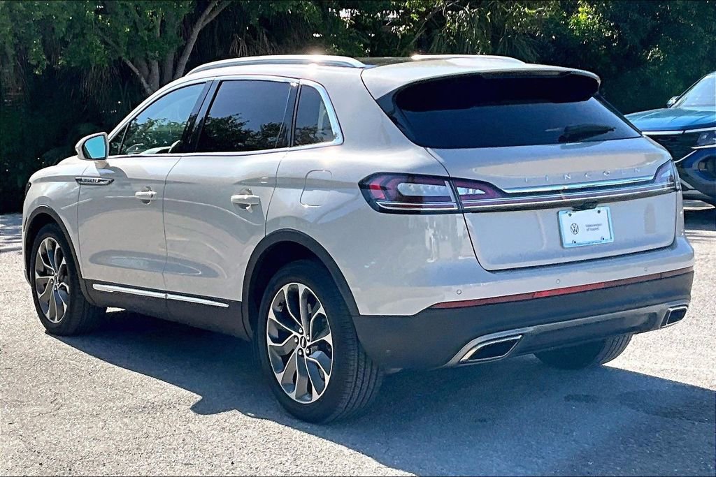 Used 2022 Lincoln Nautilus Reserve AWD/4WD image 7